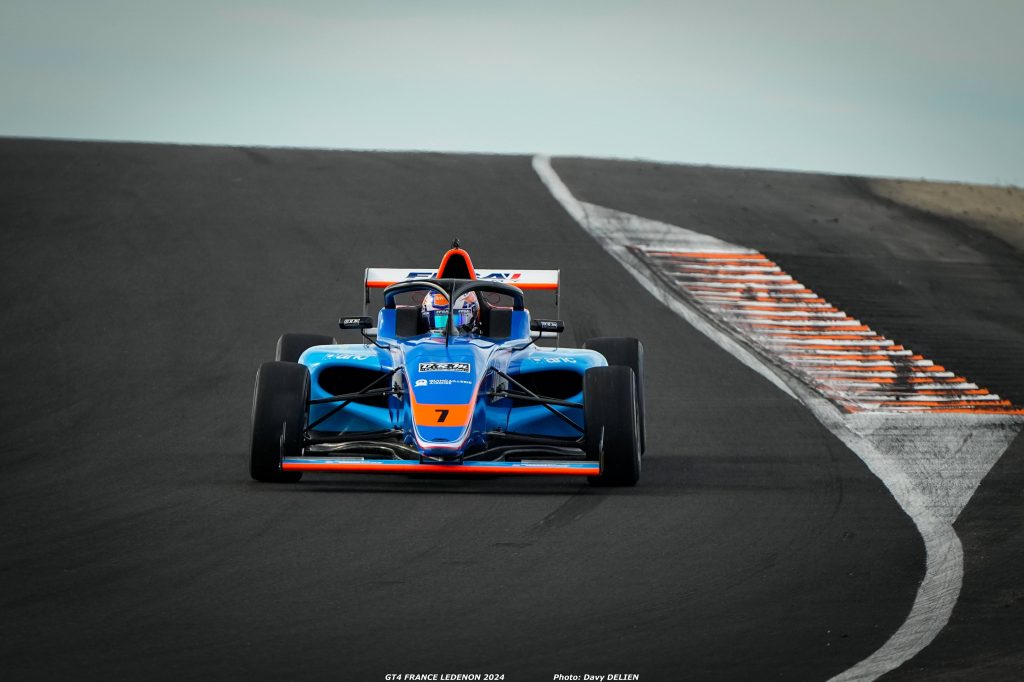 Comment la Formule 4 peut améliorer vos performances en Karting ? 2 F4 Jules Roussel Extreme Limite Visuel 1